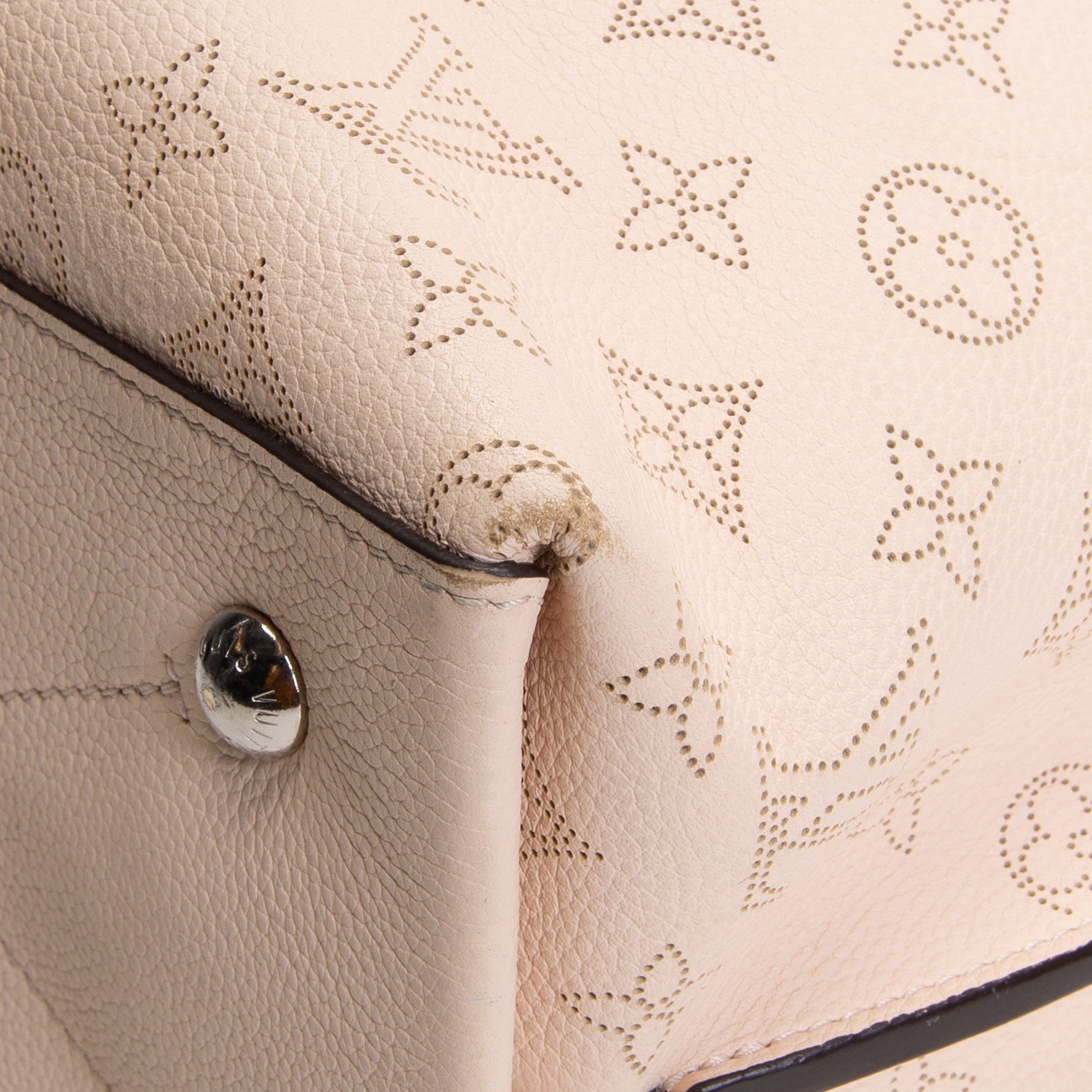 LOUIS VUITTON Muria Mahina Bucket Bag - Crème