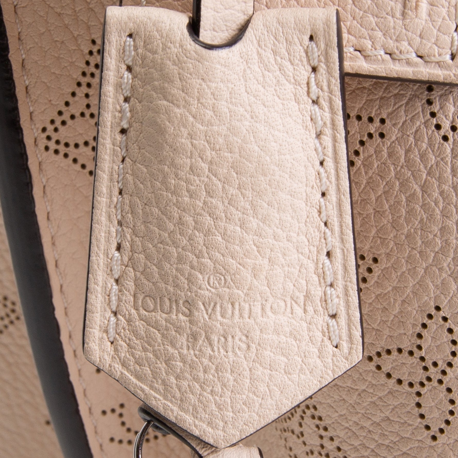 LOUIS VUITTON Muria Mahina Bucket Bag - Crème