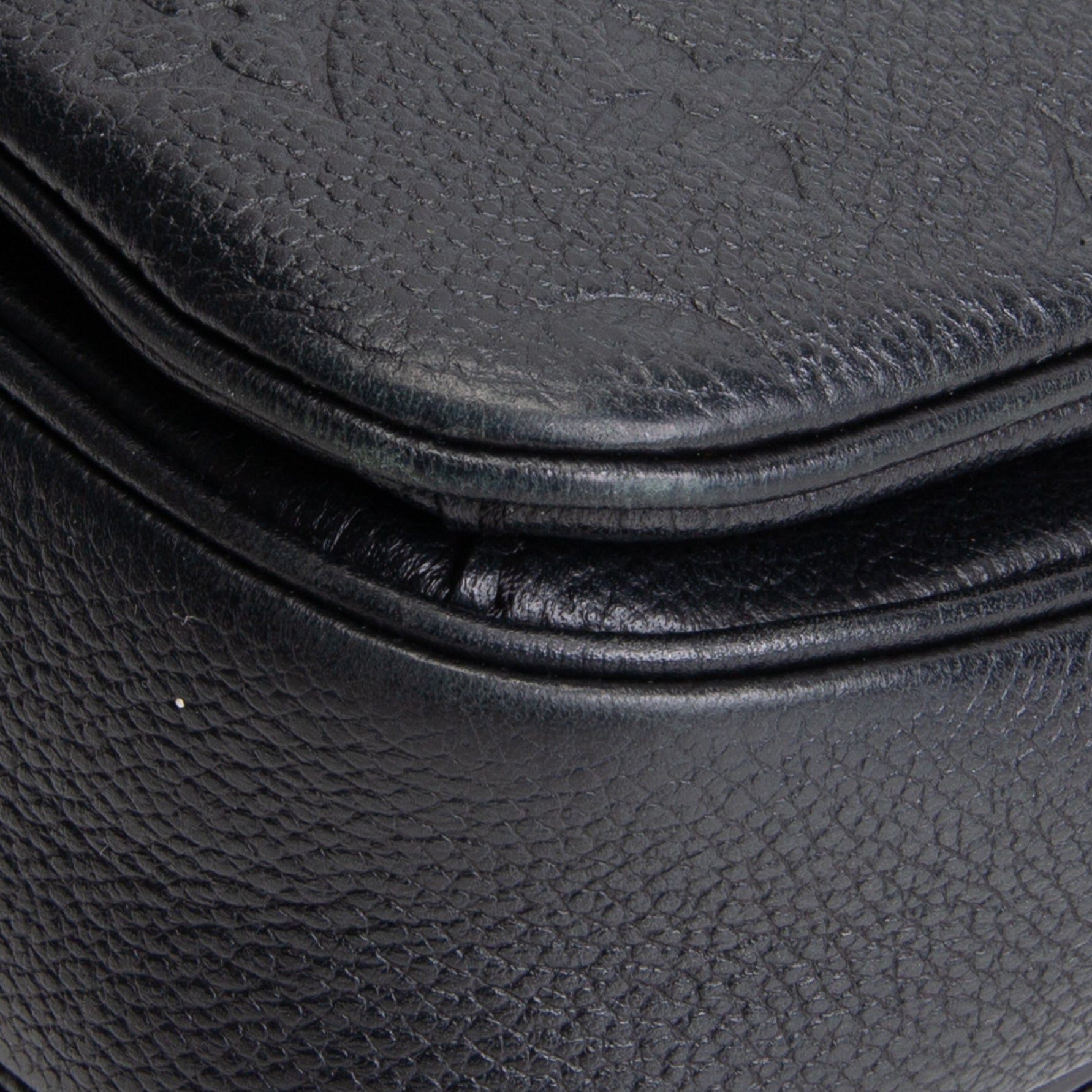 LOUIS VUITTON Empreinte Pochette Metis - Black OUTLET FINAL SALE