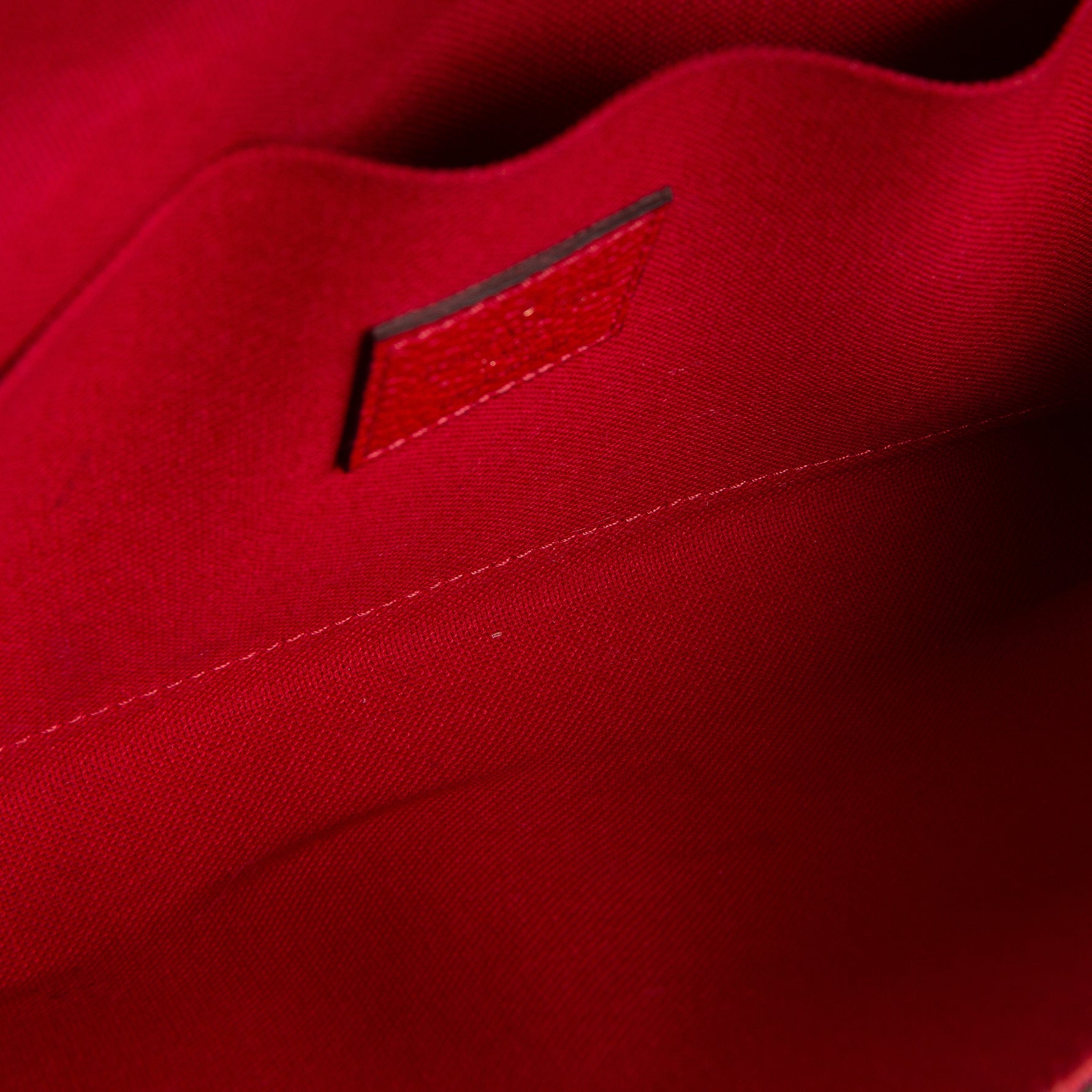 LOUIS VUITTON Empreinte Pochette Felicie - Red