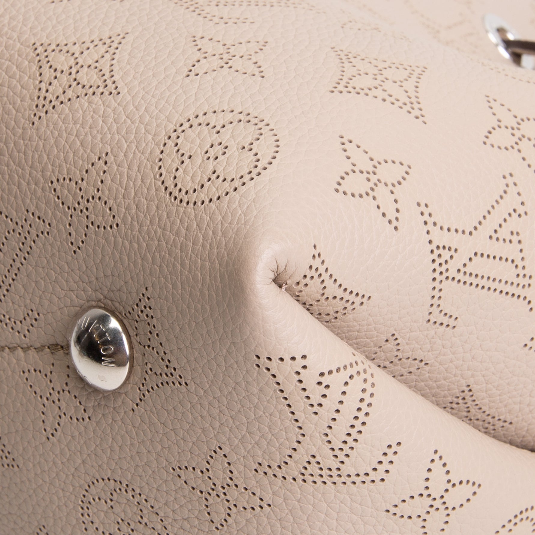 LOUIS VUITTON Mahina Bella Bucket Bag - Galet