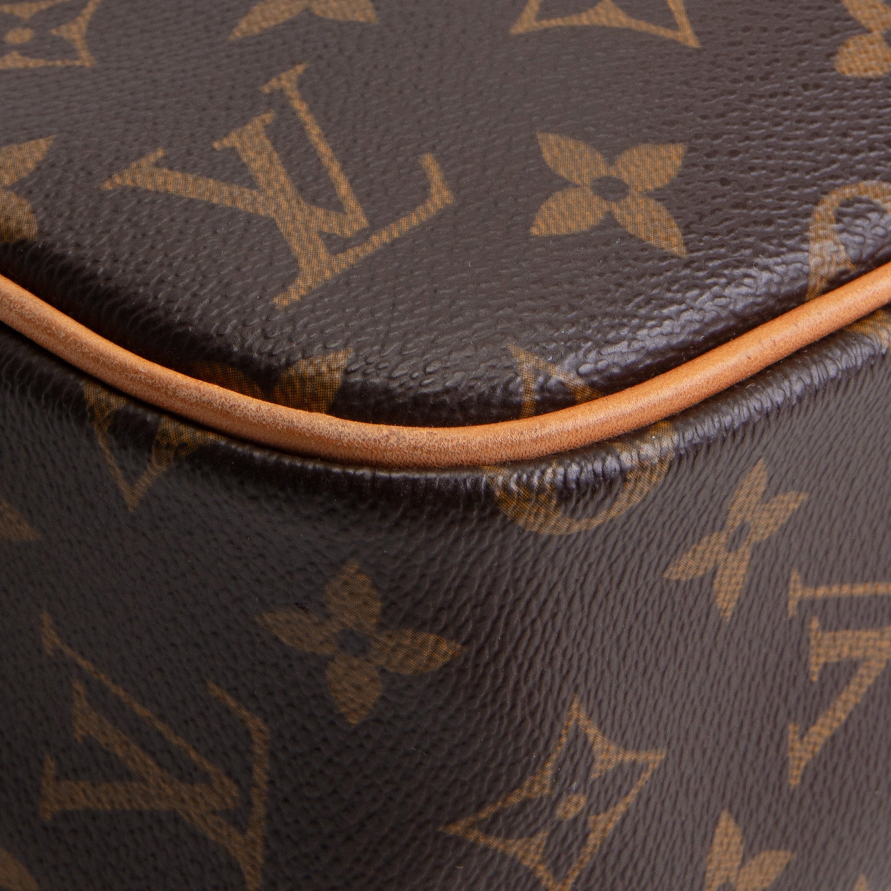 LOUIS VUITTON Vintage Monogram Pegase Porte-Documents Briefcase