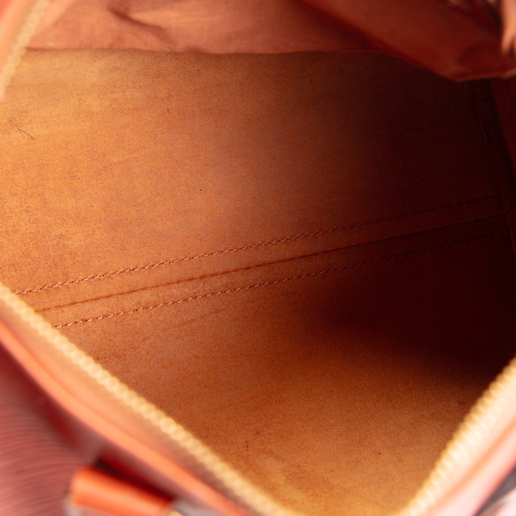 LOUIS VUITTON Vintage Epi Leather Speedy 25