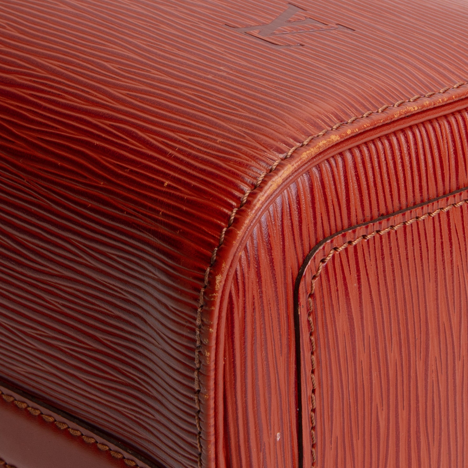 LOUIS VUITTON Vintage Epi Leather Speedy 25