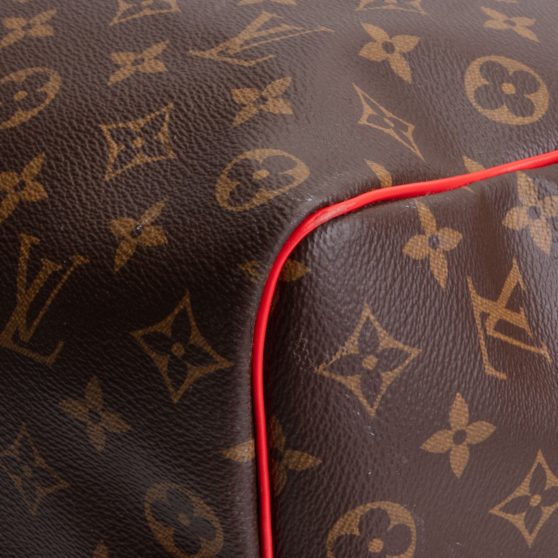 LOUIS VUITTON Keepall Bandouliere 50 Monogram w/ Red