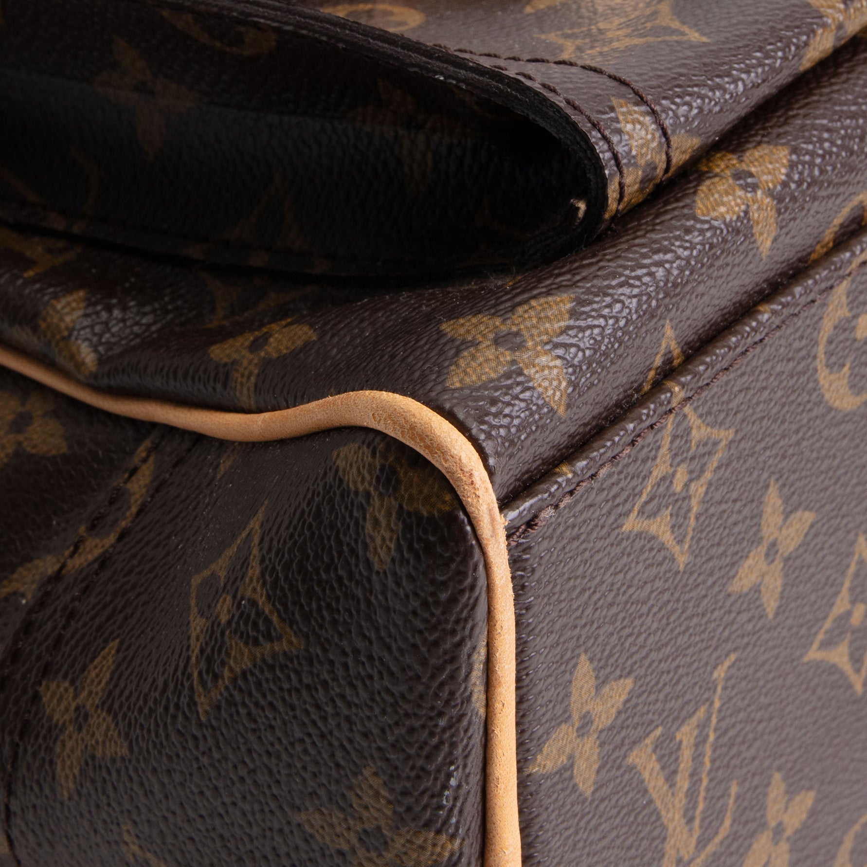 LOUIS VUITTON Vintage Manhattan GM - Monogram