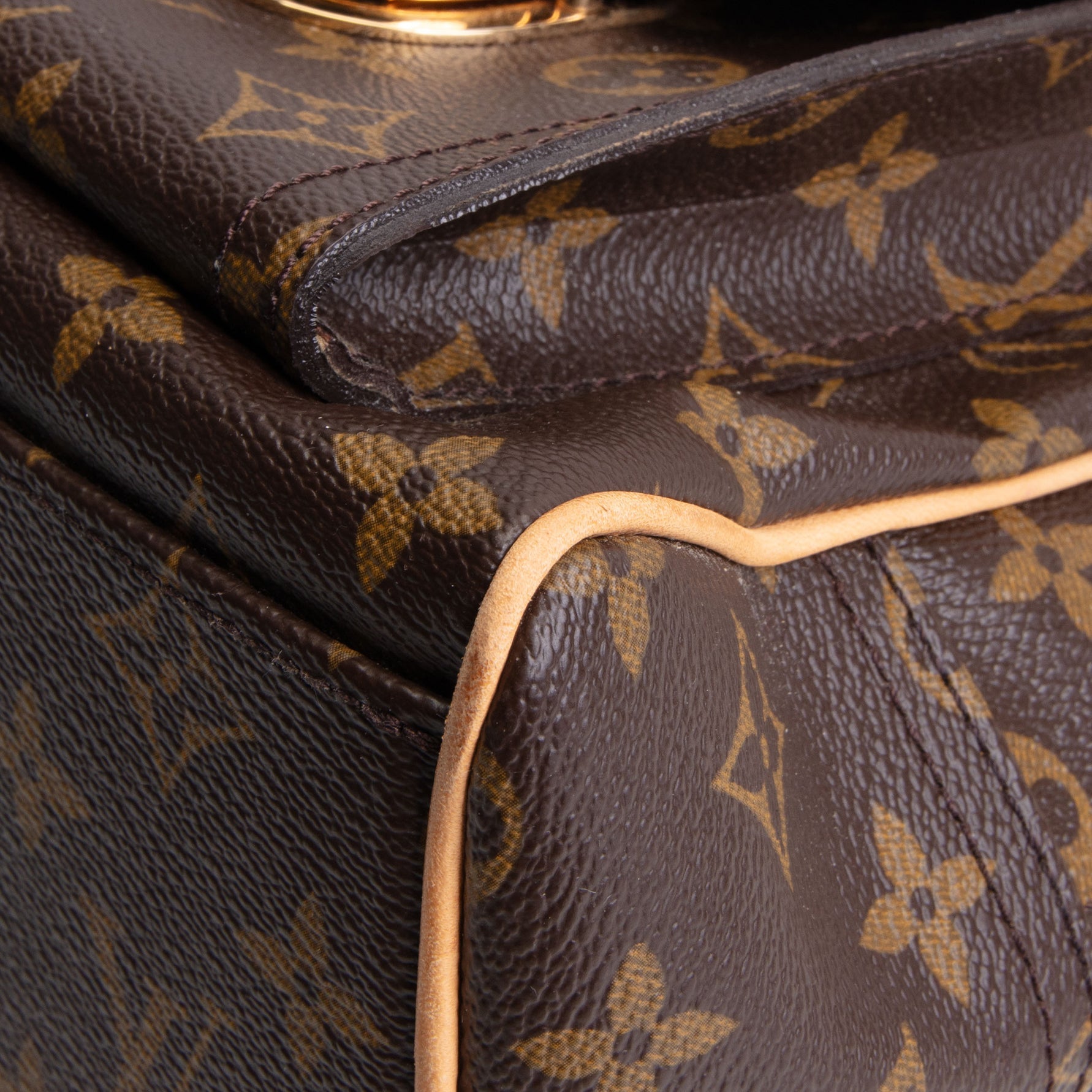 LOUIS VUITTON Vintage Manhattan GM - Monogram