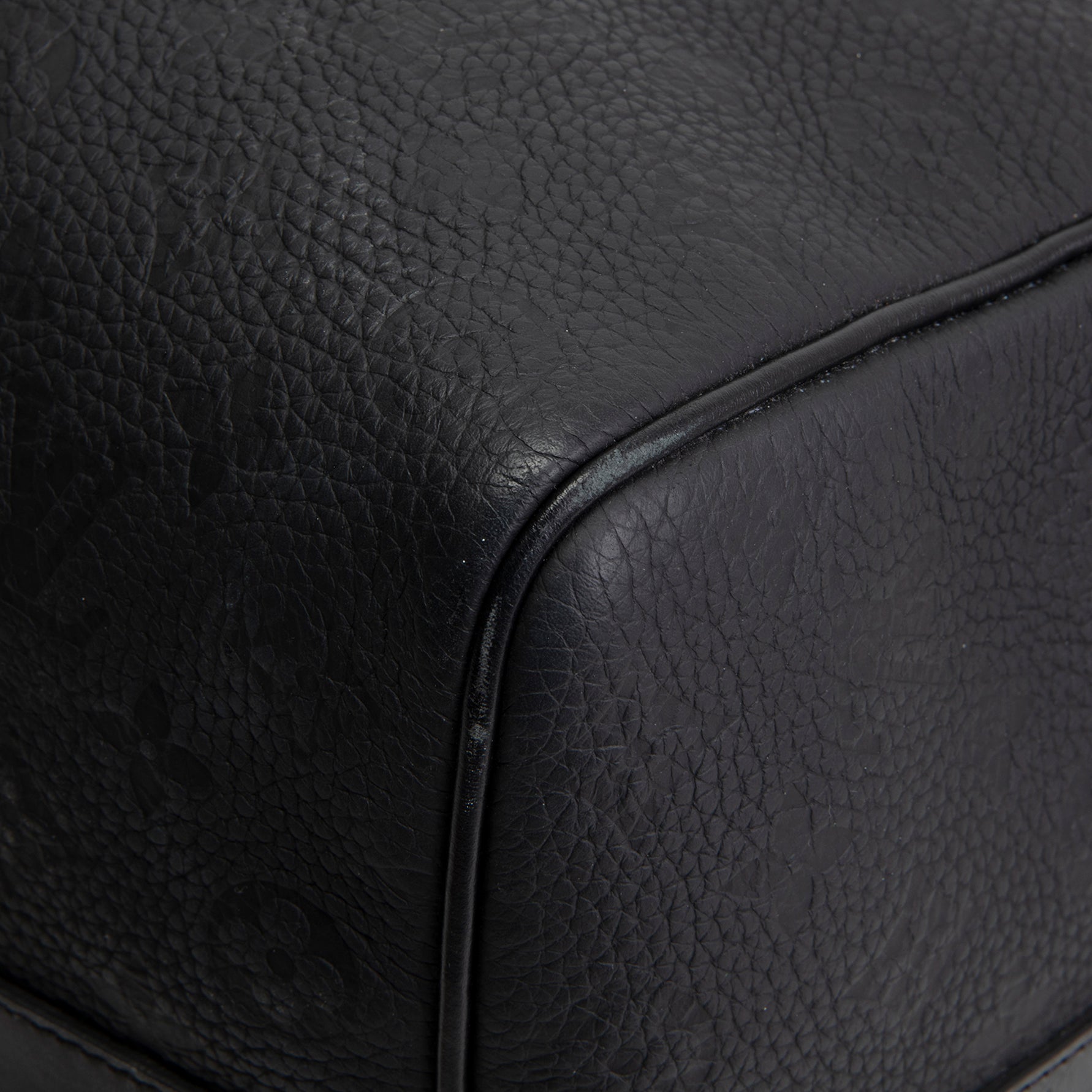 LOUIS VUITTON Taurillon Keepall Bandouliere 50 - Black