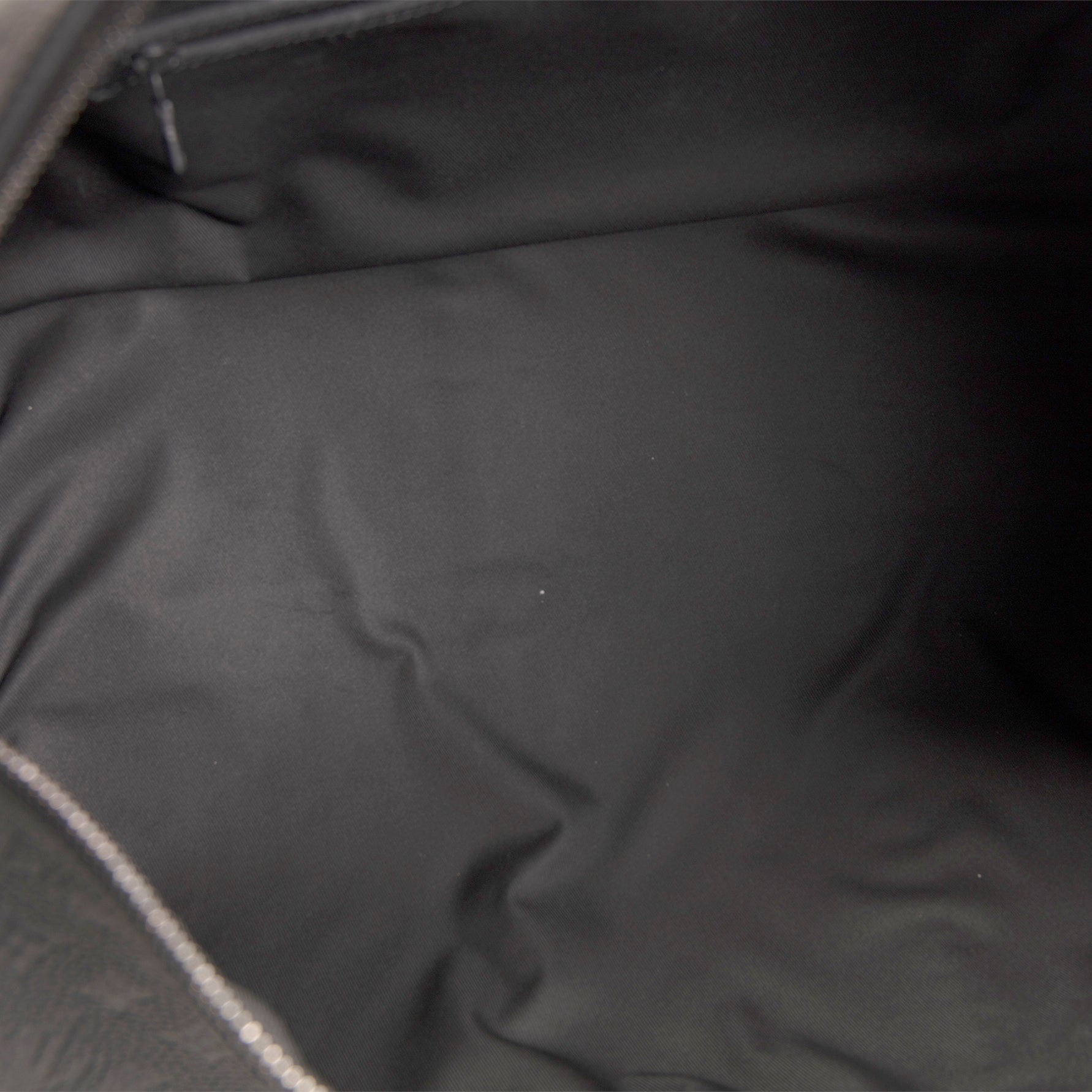 LOUIS VUITTON Taurillon Keepall Bandouliere 50 - Black