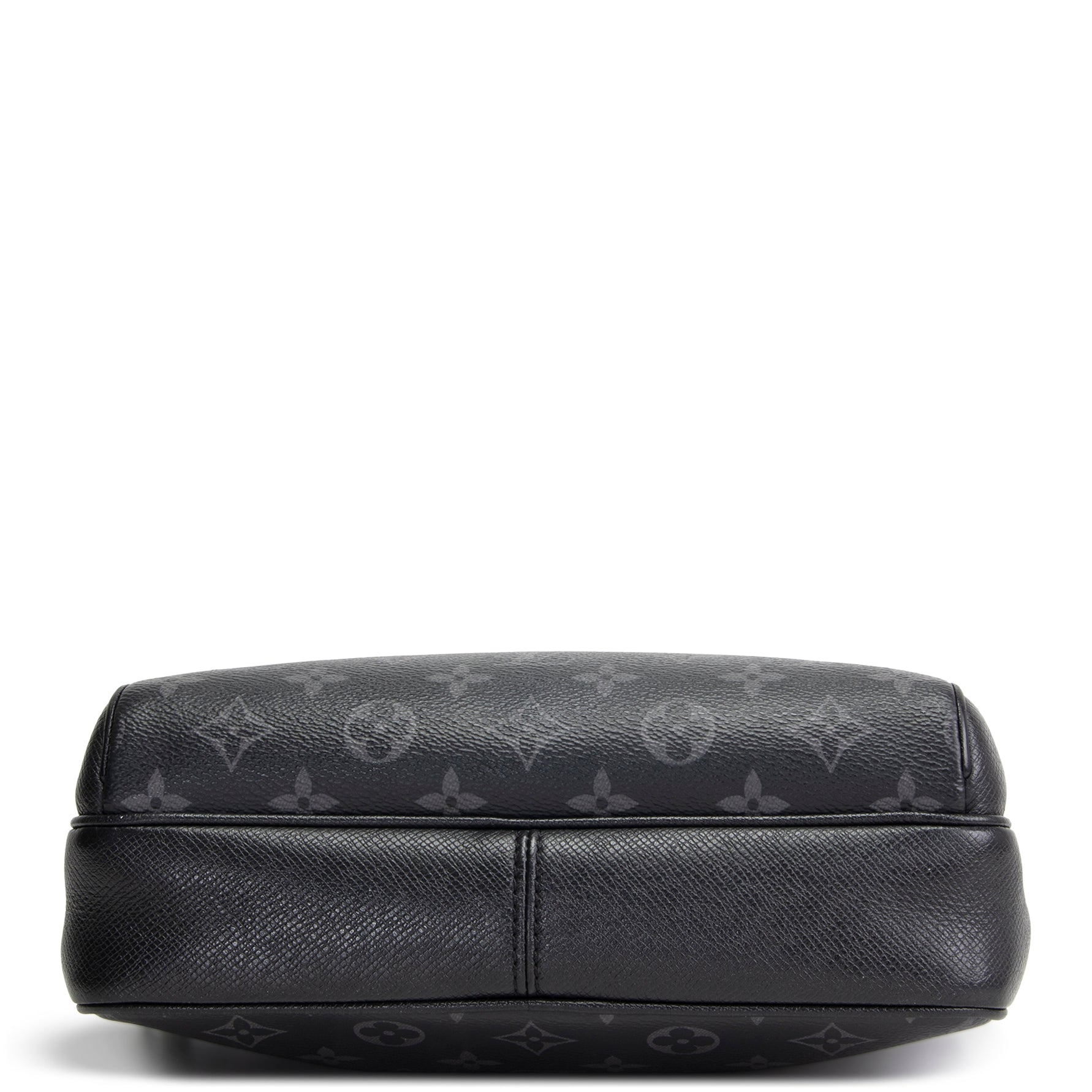 LOUIS VUITTON Taiga Monogram Eclipse Messenger Bag
