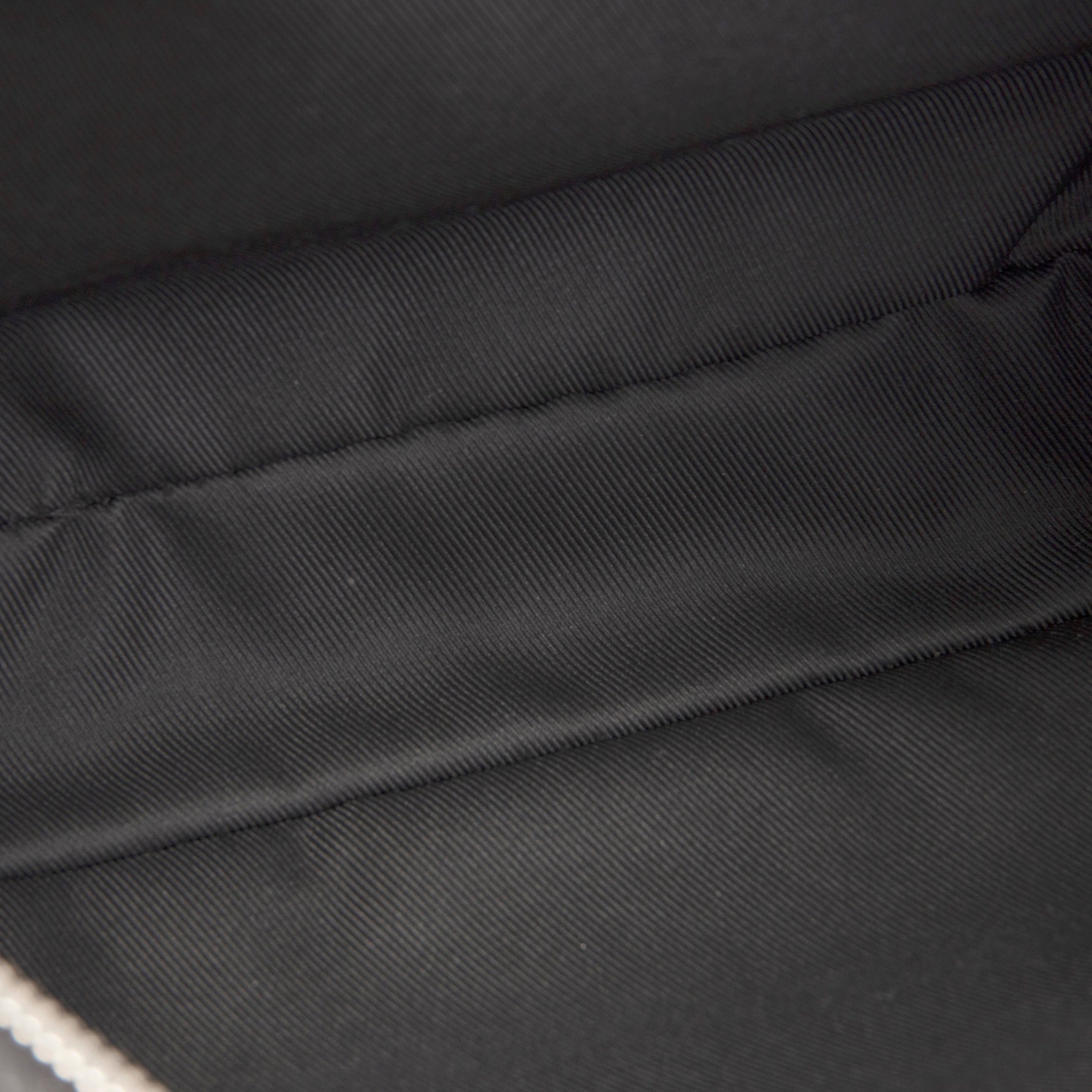 LOUIS VUITTON Taiga Monogram Eclipse Messenger Bag