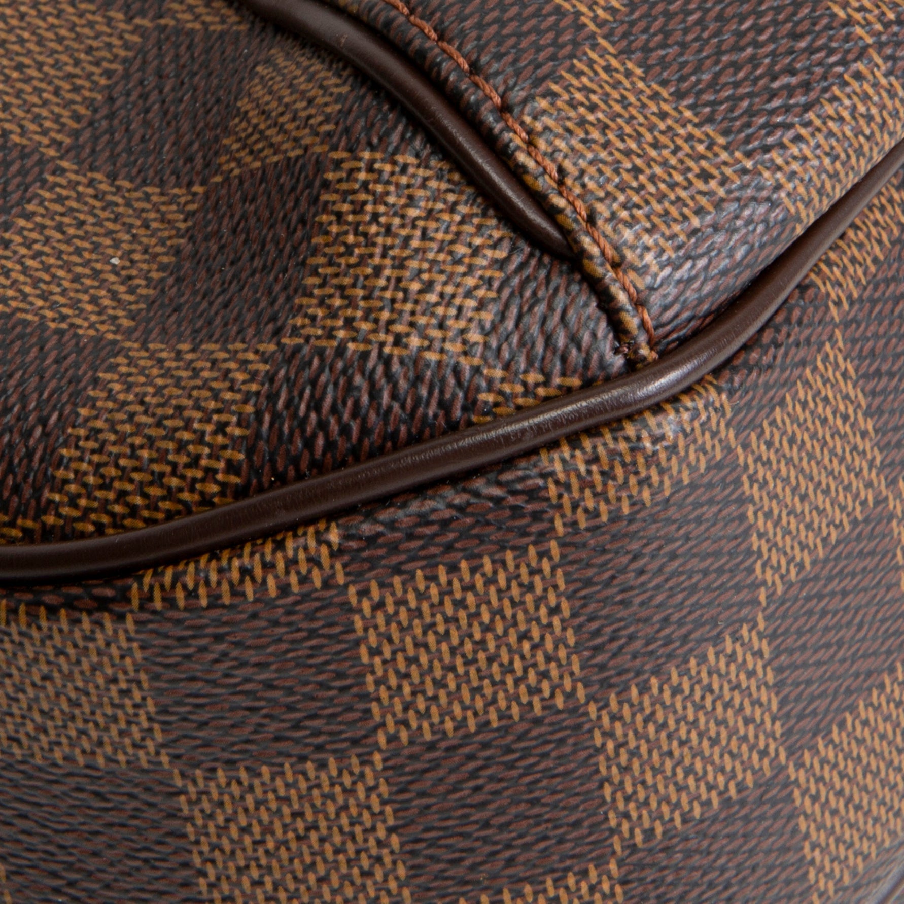 LOUIS VUITTON Damier Ebene Thames GM