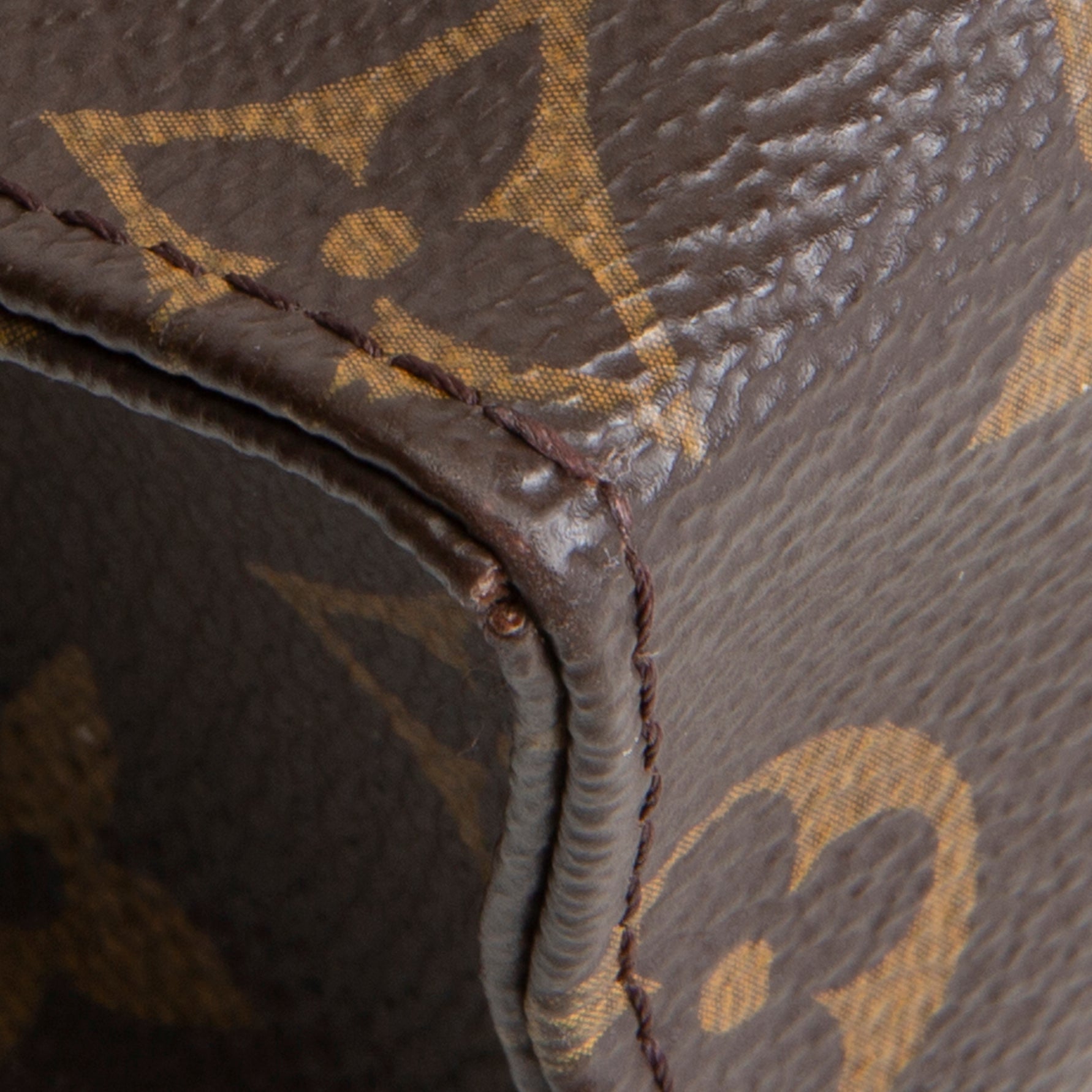 LOUIS VUITTON Toiletry 26 Monogram
