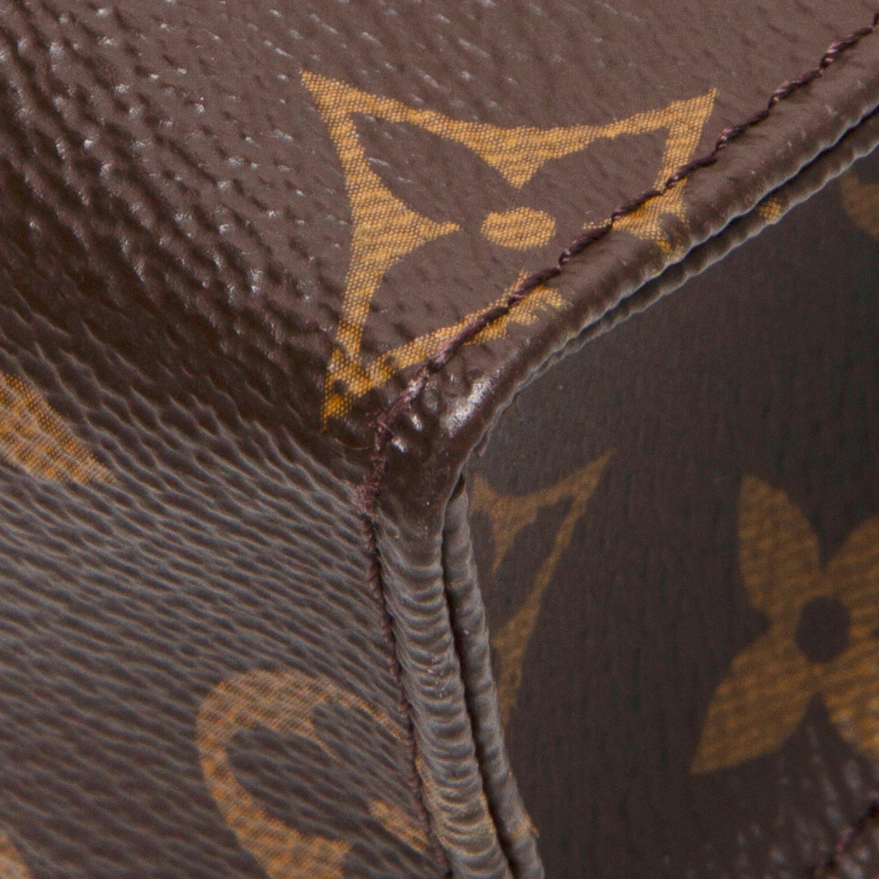 LOUIS VUITTON Toiletry 26 Monogram